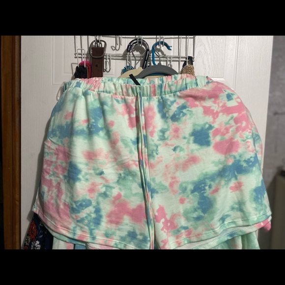 5X Tye-Dye Short Set from Glitzy Girls - Picture 3 of 3